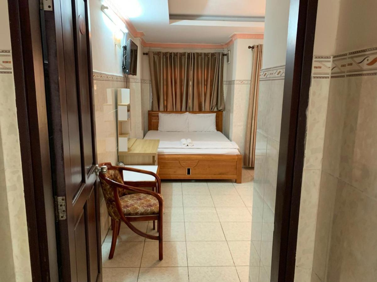 Minh Tuan Hotel Ho Chi Minh City Exterior photo