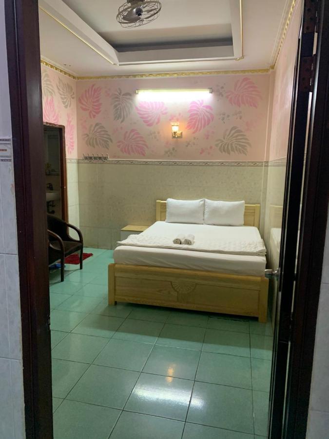 Minh Tuan Hotel Ho Chi Minh City Exterior photo
