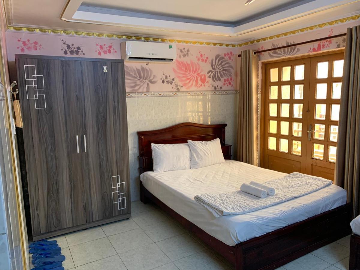 Minh Tuan Hotel Ho Chi Minh City Exterior photo