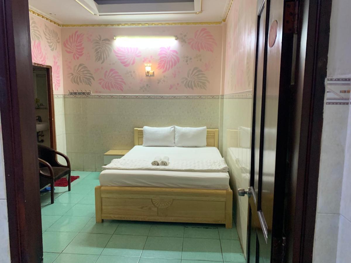 Minh Tuan Hotel Ho Chi Minh City Exterior photo